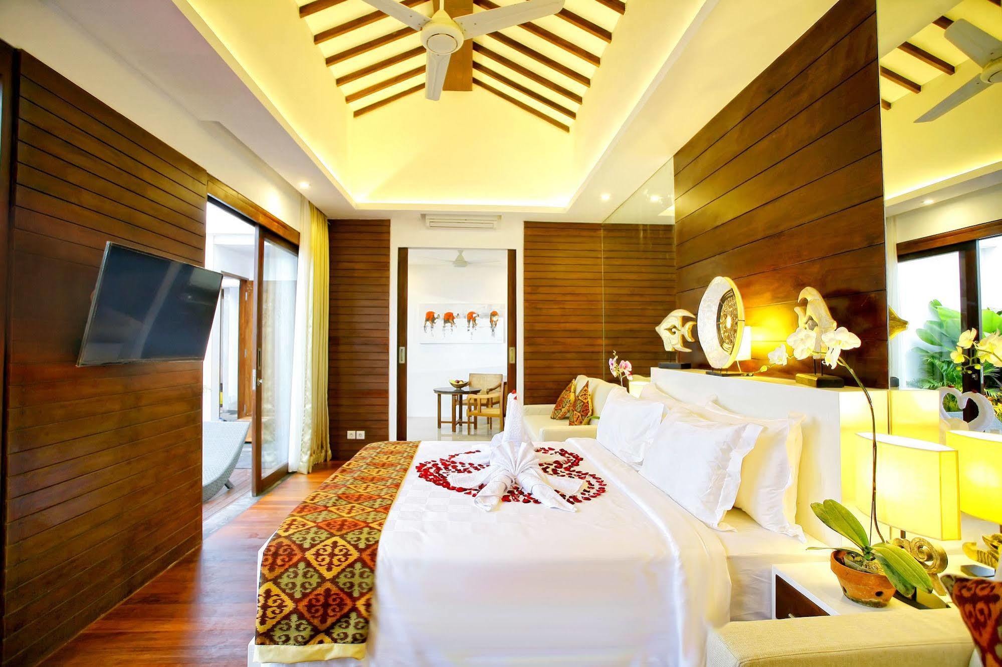 Villa Anari Kuta Legian